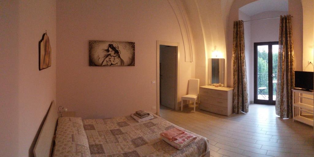 B&B La Taverna Campodimele Quarto foto